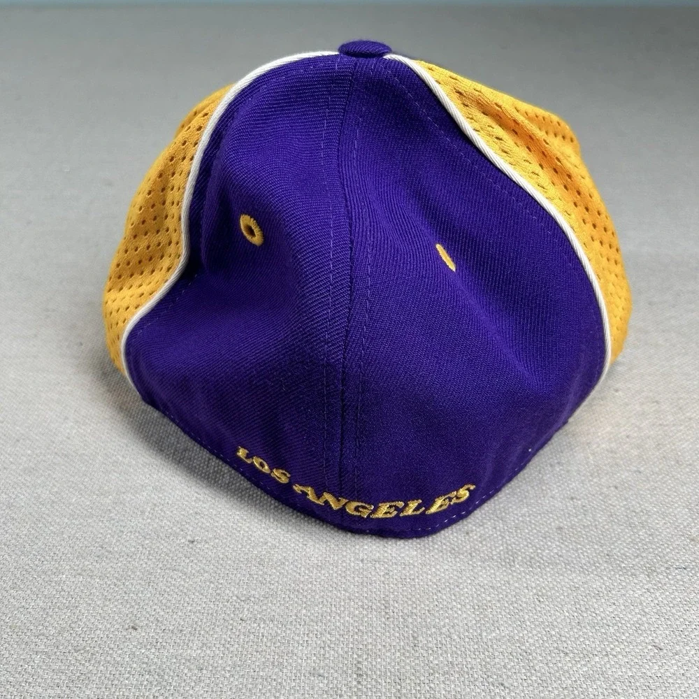 Vintage Reebok Lakers Hat Fitted 7 1/4 NBA Basketall Y2k Hardwood Classics